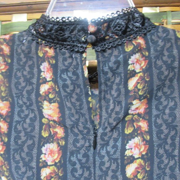 Ruffled Sleeveless Rose Maxi Dress - Picture 10 of 12